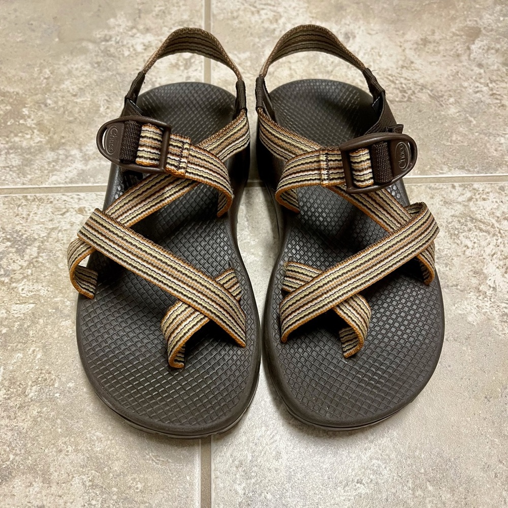 Chaco Z2 Classic Brown Sandals Size 8